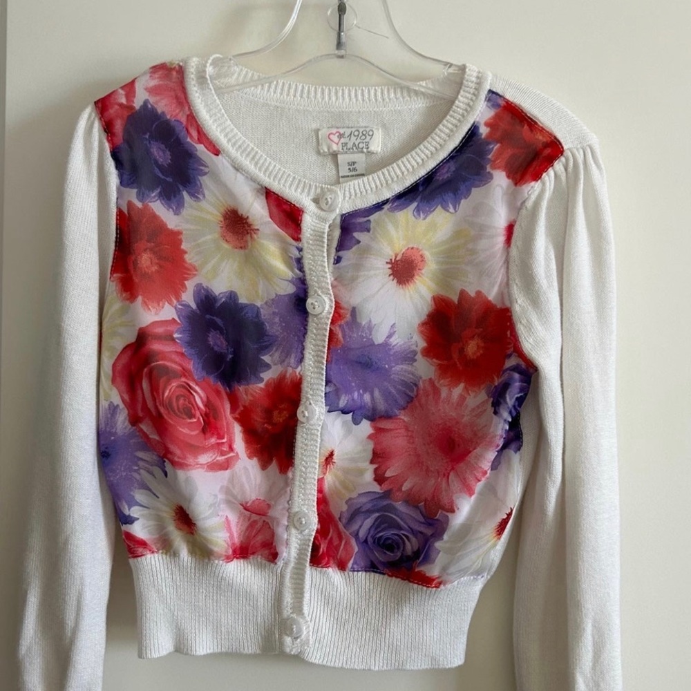 Est. 1989 Place Girls White/Red/Purple‎ Floral Button Down Sweater Size S/P 5/6 - Picture 2 of 7